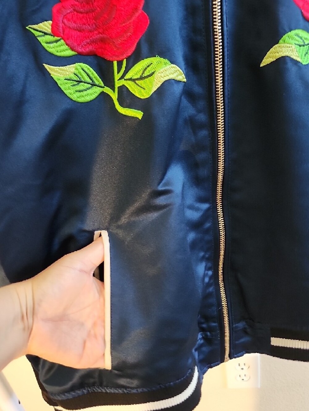 Forever 21 Navy and Black Satin Bomber Jacket with Red Rose Appliqués B. - Picture 5 of 7